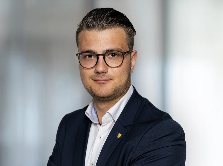 Nicolas Bast: Spezialist für Immobilienfinanzierung in Karlsruhe